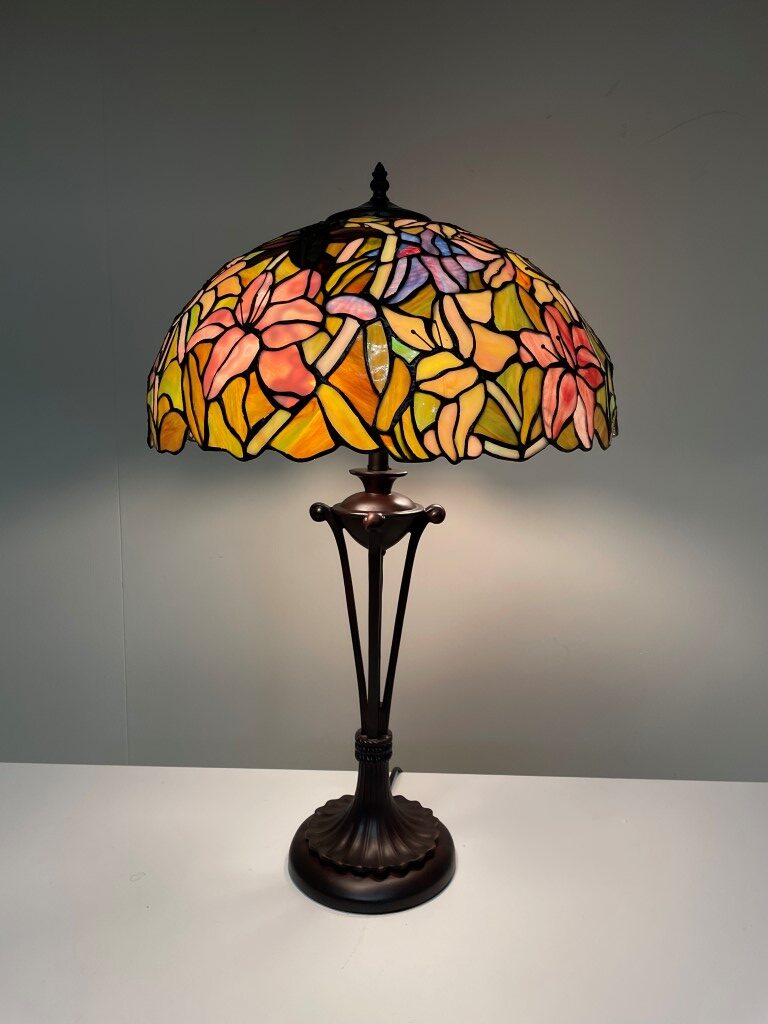 Tiffany Tischlampe Monaco 40 - P52 – Bild 8