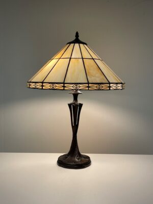 Tiffany Tischlampe Pretty 40 / P8