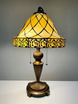 Tiffany Tischlampe Yesterday 36